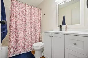 521 W Martin Luther King Dr, Cincinnati, OH 45220 - Photo 17