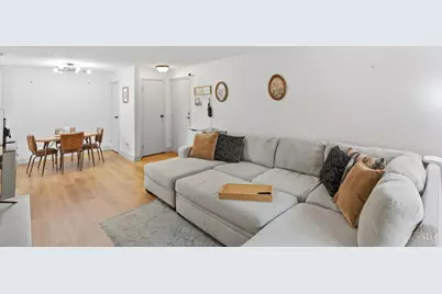 521 W Martin Luther King Drive #A8, Cincinnati, OH 45220 - Photo 7