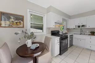 3574 Kroger Ave, Cincinnati, OH 45226 - Photo 15