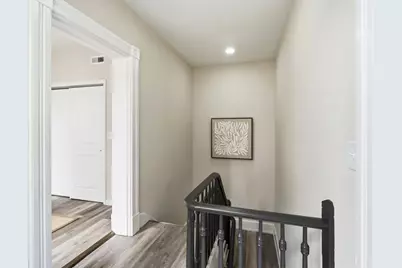 1707 Highland Avenue, Cincinnati, OH 45202 - Photo 17