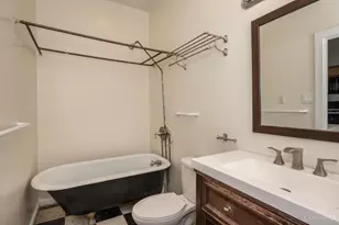 234 Donahue St, Cincinnati, OH 45219 - Photo 9
