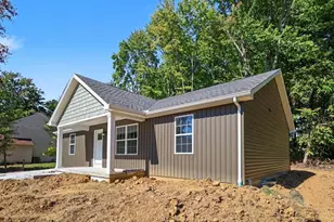 490 Shannon Ln, Union Township, OH 45255 - Photo 3