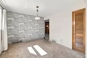 5745 Glow Ct, Cincinnati, OH 45238 - Photo 31