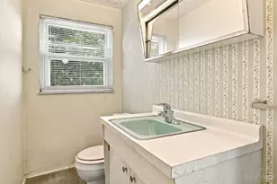 5745 Glow Ct, Cincinnati, OH 45238 - Photo 17