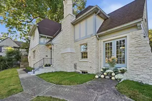 3243 Linwood Ave, Cincinnati, OH 45226 - Photo 3