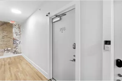 11 E Court Street #203, Cincinnati, OH 45202 - Photo 5