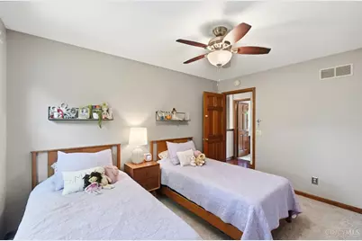 9615 Sparrow Place, Deerfield Township, OH 45040 - Photo 25