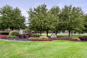 891 Cypresspoint Ct, Pierce Township, OH 45245 - Photo 3