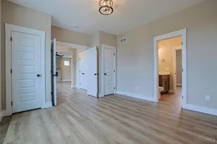 6802 Cork Dr, West Chester, OH 45069 - Photo 47