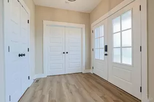 6802 Cork Dr, West Chester, OH 45069 - Photo 13