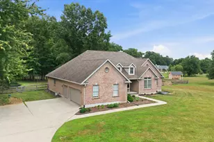 7577 Misty Woods Ct, Salem Township, OH 45152 - Photo 5
