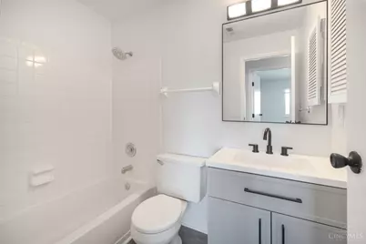 9489 Woodland Hills Drive, West Chester, OH 45011 - Photo 19