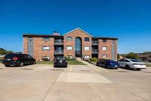 9489 Woodland Hills Dr, West Chester, OH 45011 - Photo 1