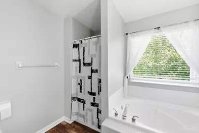 806 Hamlin Drive, Hamilton Township, OH 45039 - Photo 27