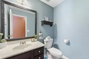 806 Hamlin Dr, Hamilton Township, OH 45039 - Photo 13