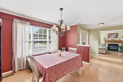 806 Hamlin Drive, Hamilton Township, OH 45039 - Photo 9
