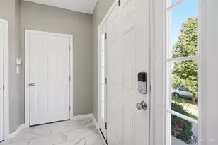 6185 Old Stone Ct, Fairfield Township, OH 45011 - Photo 5