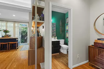 942 Weninger Circle, Cincinnati, OH 45203 - Photo 15