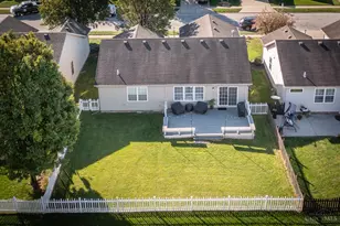 9227 Sawgrass Dr, Miamisburg, OH 45342 - Photo 3