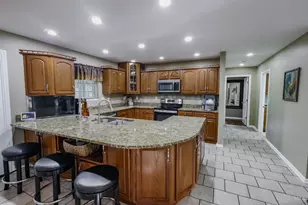1545 Alexander Dr, Hamilton, OH 45013 - Photo 9