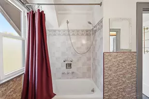 4668 Mc Neil Ave, Cincinnati, OH 45212 - Photo 17
