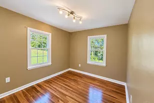 9770 Playtime Ln, Springfield Township, OH 45231 - Photo 11