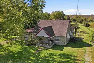 8379 S Union Rd, Miamisburg, OH 45342 - Photo 1
