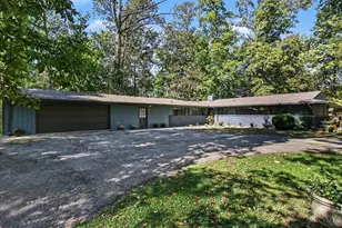 615 Forest Lake Dr, Union Twp, OH 45177 - Photo 1