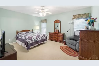 9324 Hickory Hill Court, Loveland, OH 45140 - Photo 17