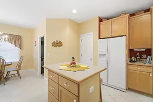 9324 Hickory Hill Ct, Loveland, OH 45140 - Photo 13