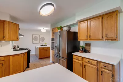10040 Fox Chase Drive, Loveland, OH 45140 - Photo 13