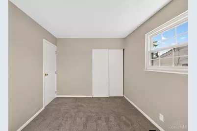 412 Hartford Drive, Hamilton, OH 45013 - Photo 11