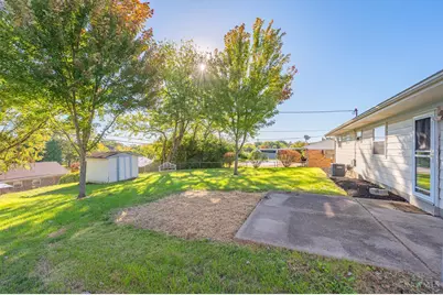 412 Hartford Drive, Hamilton, OH 45013 - Photo 31