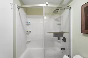 1617 E McMillan St, Cincinnati, OH 45206 - Photo 27