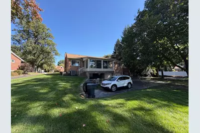 7123 Greenfringe Lane, Springfield Township, OH 45224 - Photo 9