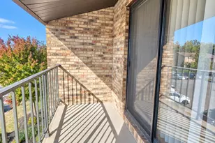 7226 Creekview Dr, Colerain Township, OH 45247 - Photo 15