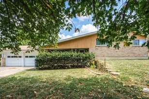 1245 Susan Dr, Hamilton, OH 45013 - Photo 1