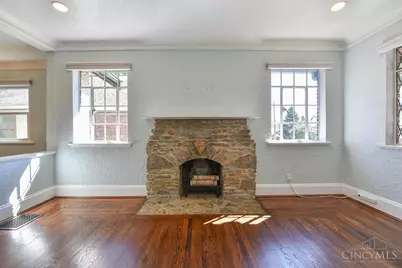 3036 Kinmont Street, Cincinnati, OH 45208 - Photo 7