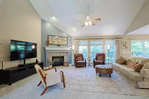 1222 Colonel Clopp Ct, Loveland, OH 45140 - Photo 7