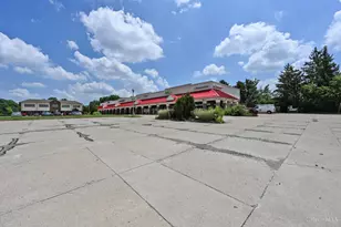 11142 Kenwood Rd, Blue Ash, OH 45242 - Photo 1