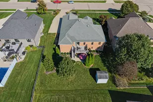 381 Sunset Dr, Carlisle, OH 45005 - Photo 87