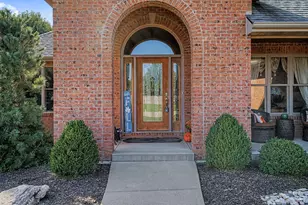 381 Sunset Dr, Carlisle, OH 45005 - Photo 9
