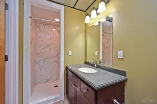 1122 Race St, Cincinnati, OH 45202 - Photo 17