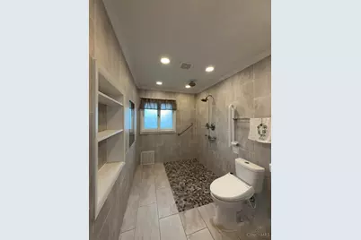 813 Sanders Drive, Hamilton, OH 45013 - Photo 13