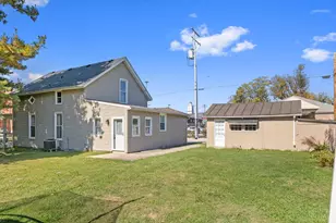 307 S Apple St, Pleasant Township, OH 45121 - Photo 7