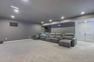 5017 Kenwood Rd, Cincinnati, OH 45227 - Photo 29