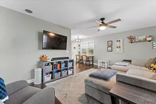 240 Oneida Dr, Loveland, OH 45140 - Photo 15