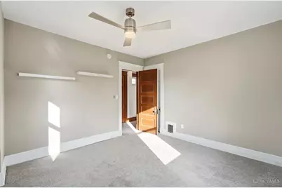3357 Woodford Road, Cincinnati, OH 45213 - Photo 43