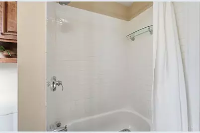3357 Woodford Road, Cincinnati, OH 45213 - Photo 41