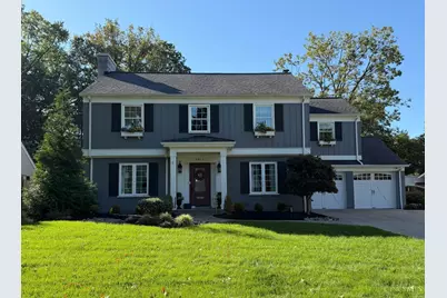 6811 Mt Vernon Avenue, Mariemont, OH 45227 - Photo 1